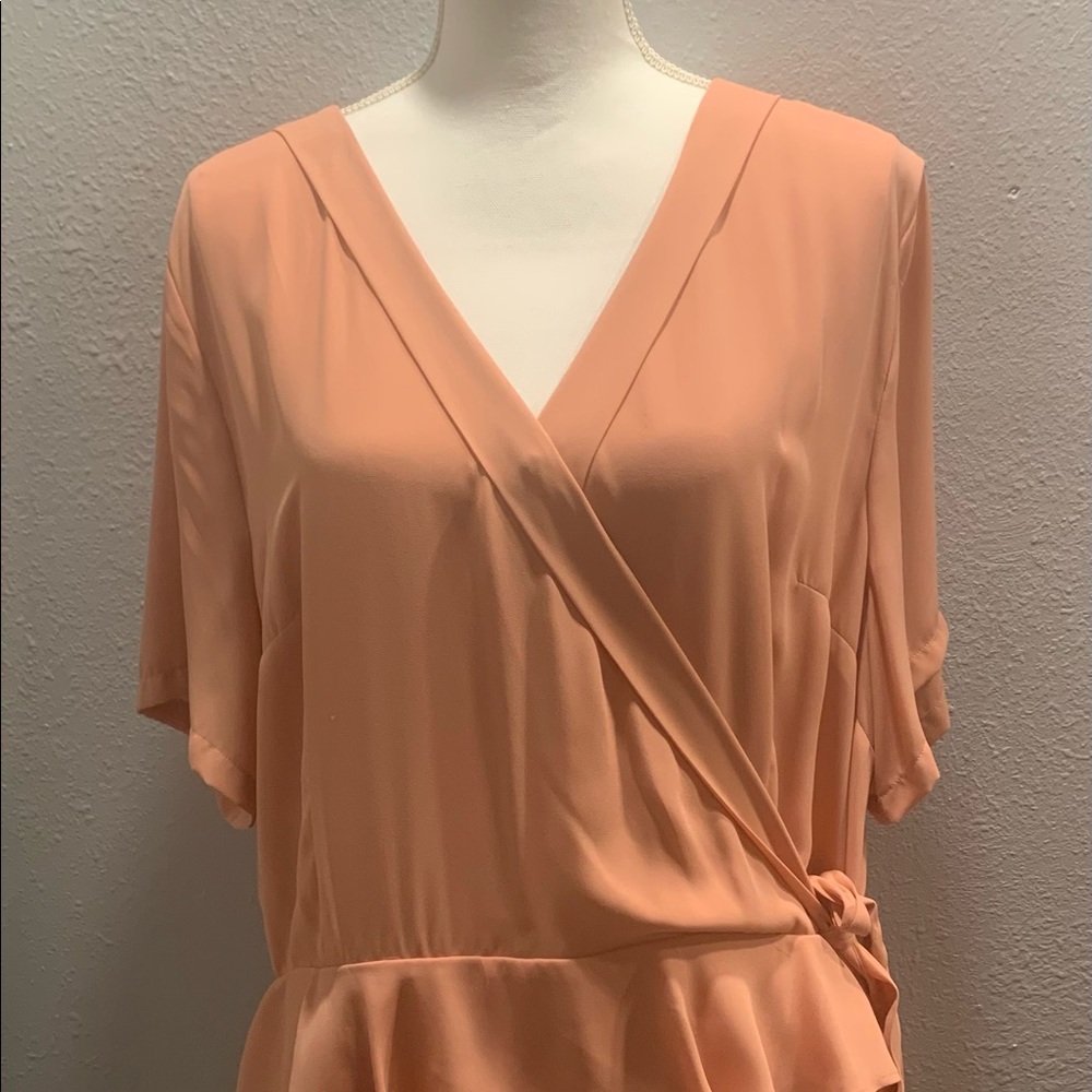 Gibson & Latimer dress in dusty pink